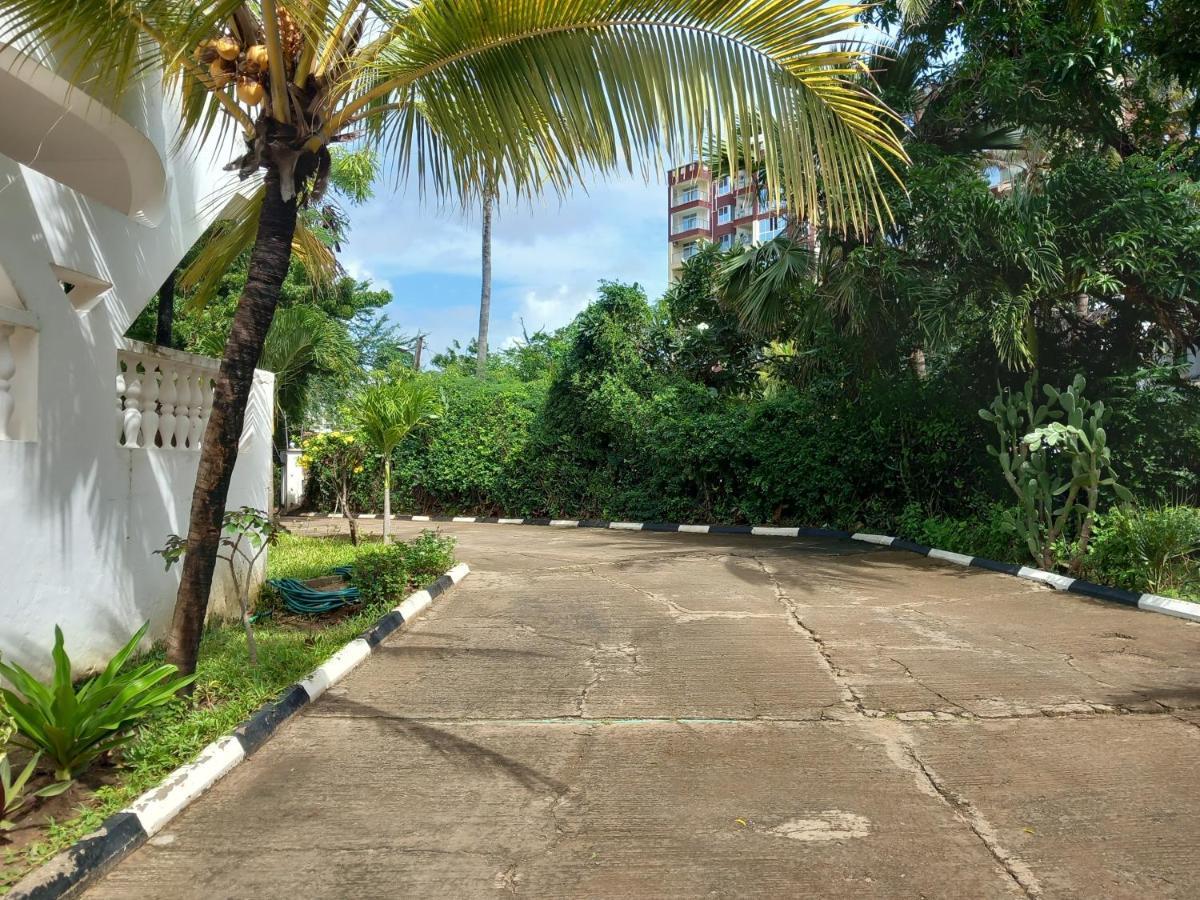 Maasai Villas Mombasa Eksteriør bilde