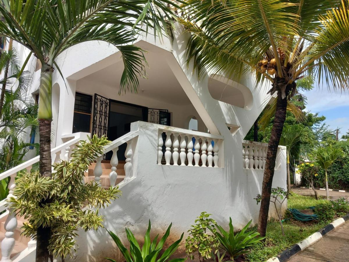 Maasai Villas Mombasa Eksteriør bilde